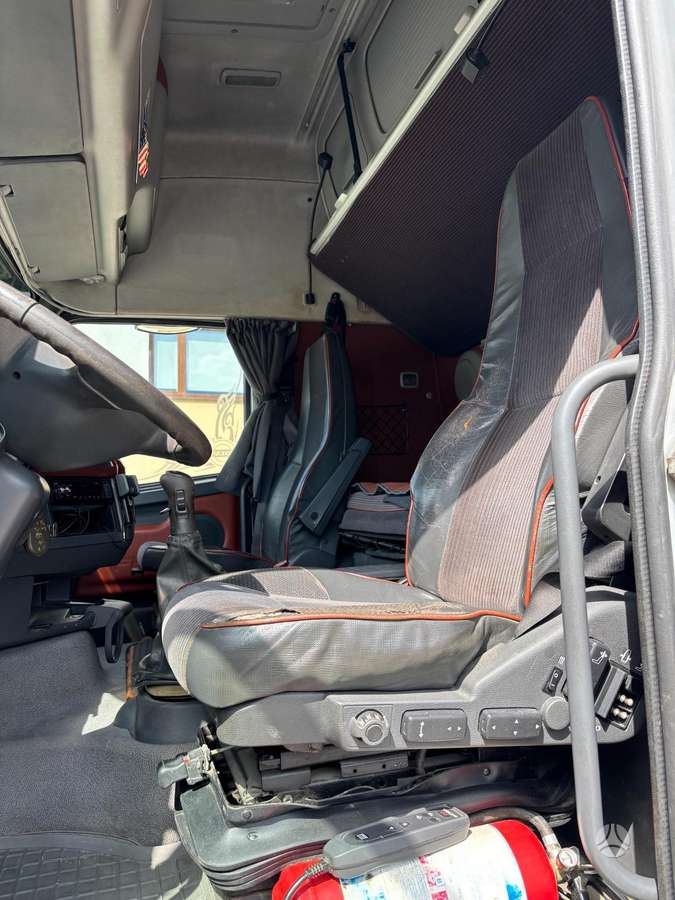 Volvo FH16 610, double sleeper