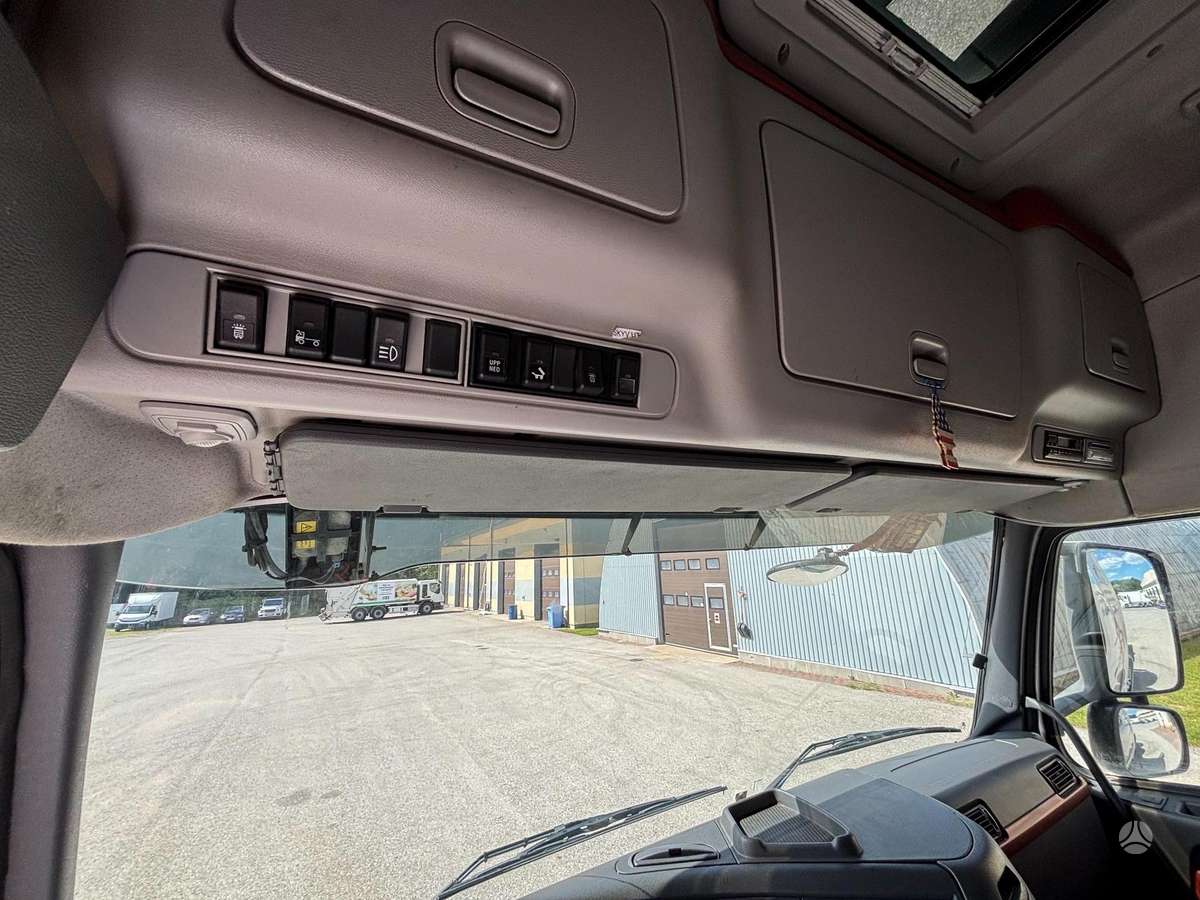 Volvo FH16 610, double sleeper