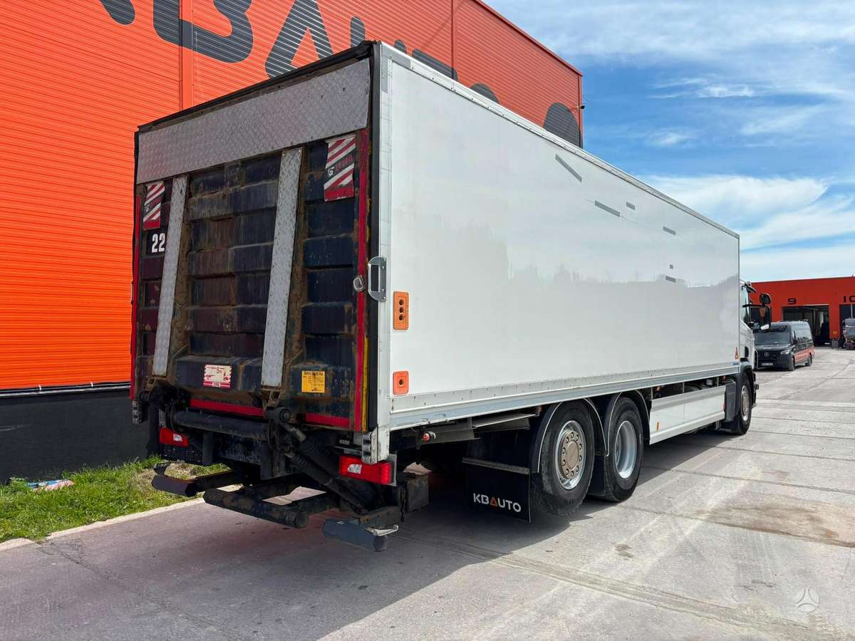 Scania P 370 6x2*4, box trucks / box vans