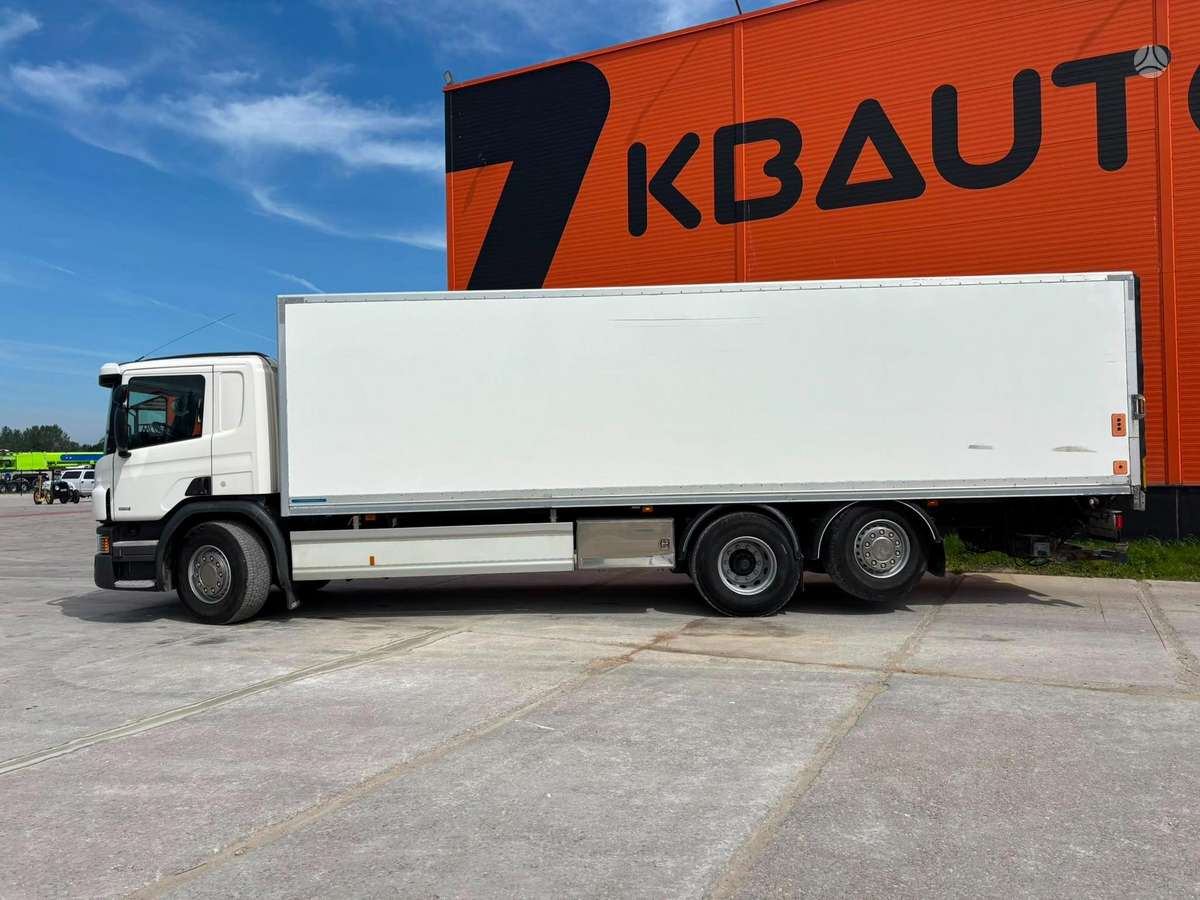 Scania P 370 6x2*4, box trucks / box vans