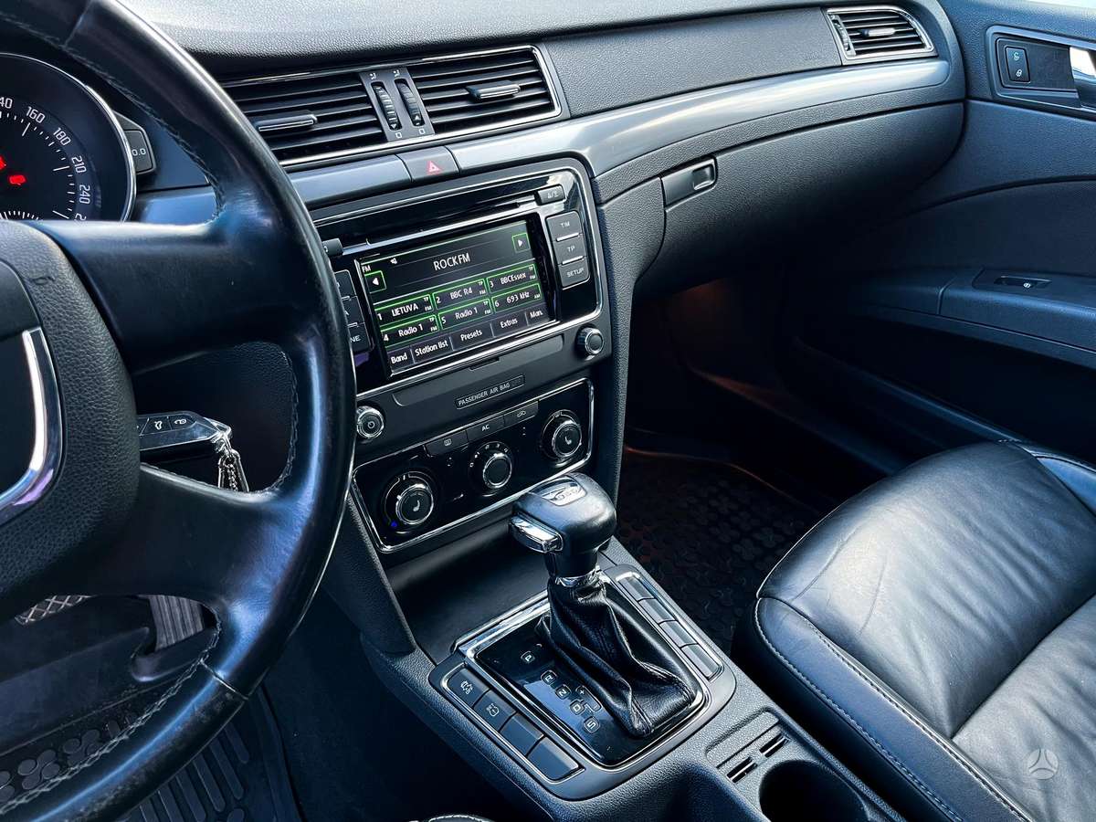Skoda Superb, 1.8 l., Хэтчбек