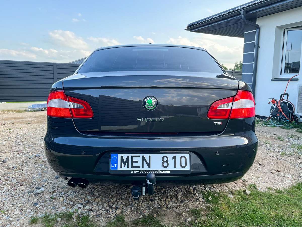 Skoda Superb, 1.8 l., Хэтчбек