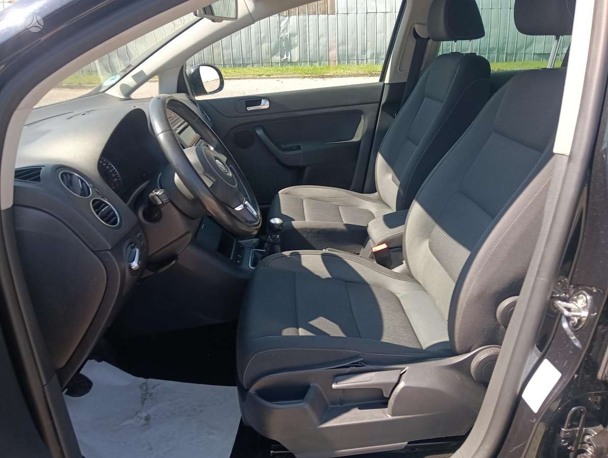 Volkswagen Golf Plus - 12