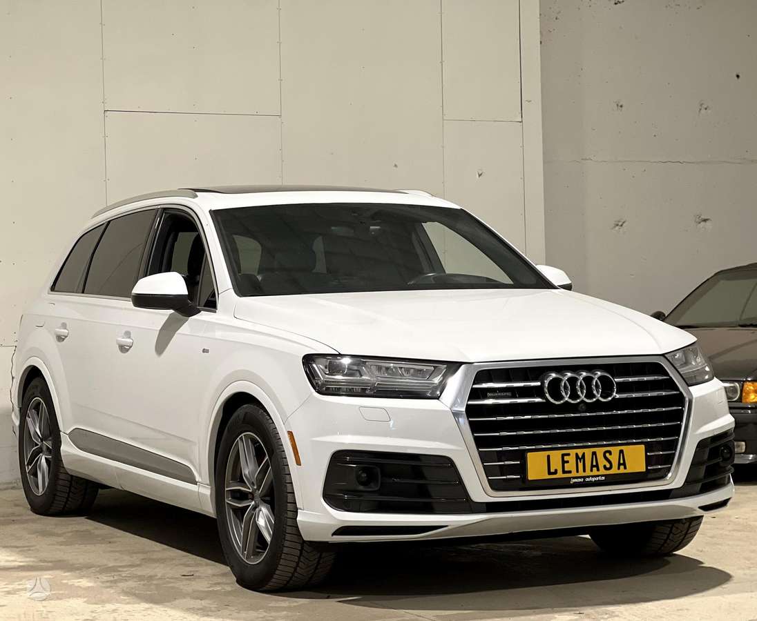 Audi Q7, 3.0 l., off-road / crossover