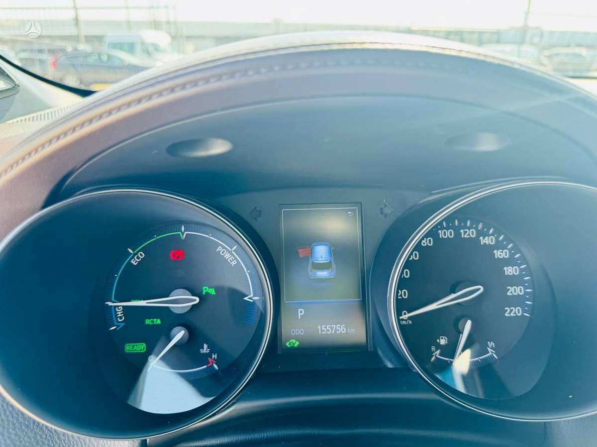 Toyota C-HR - 11