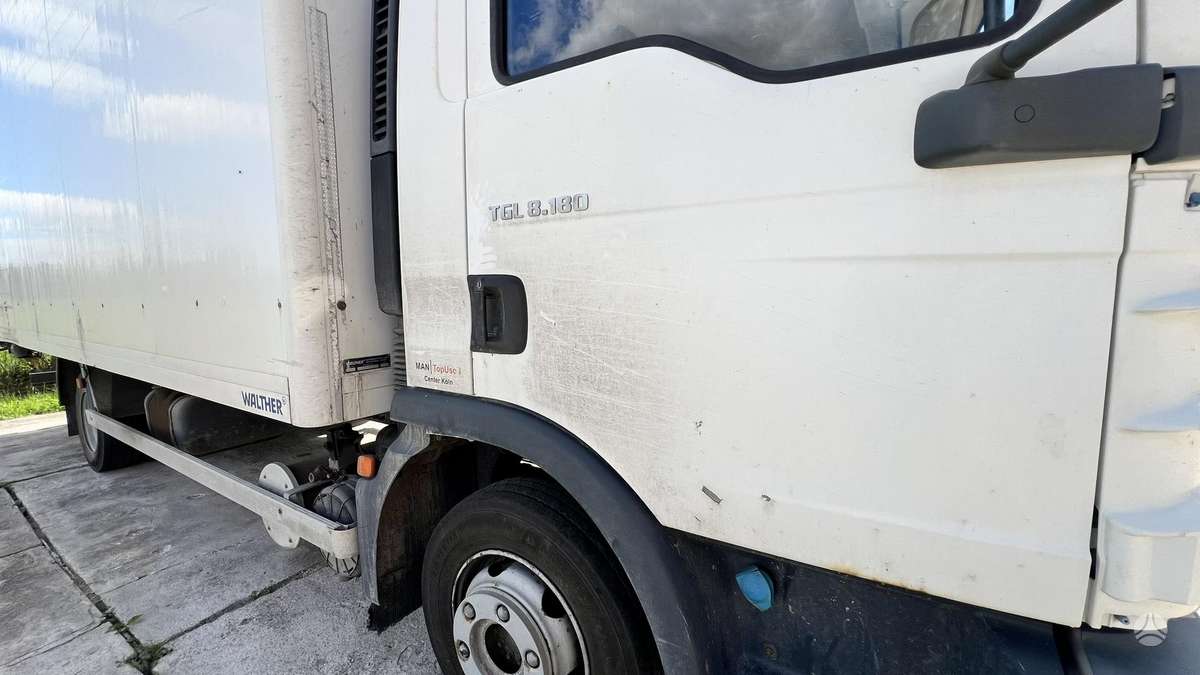 MAN TGL 12.240  / 8.180, trucks