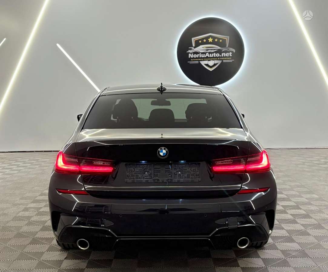 BMW 320, 2.0 l., Седан