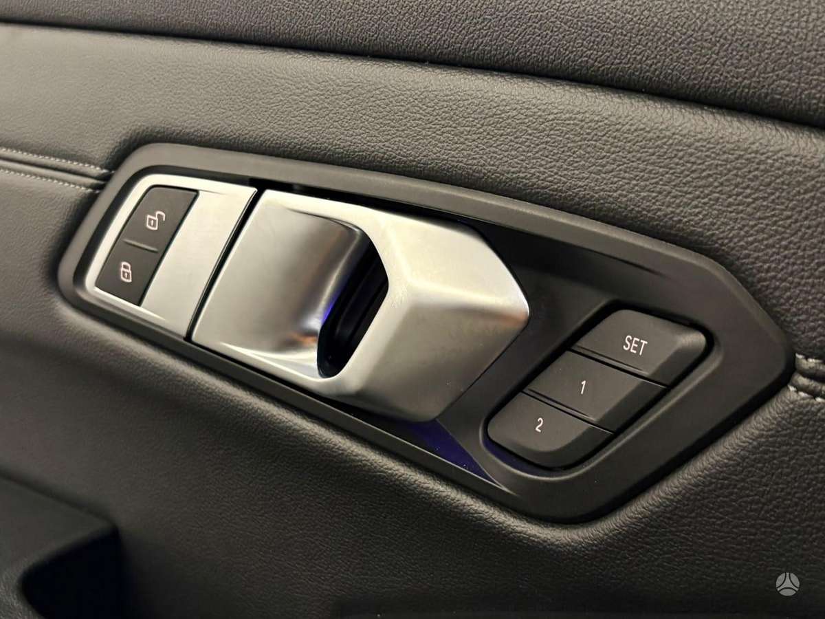 BMW 320, 2.0 l., Седан