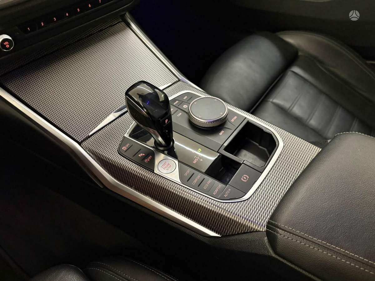 BMW 320, 2.0 l., Седан