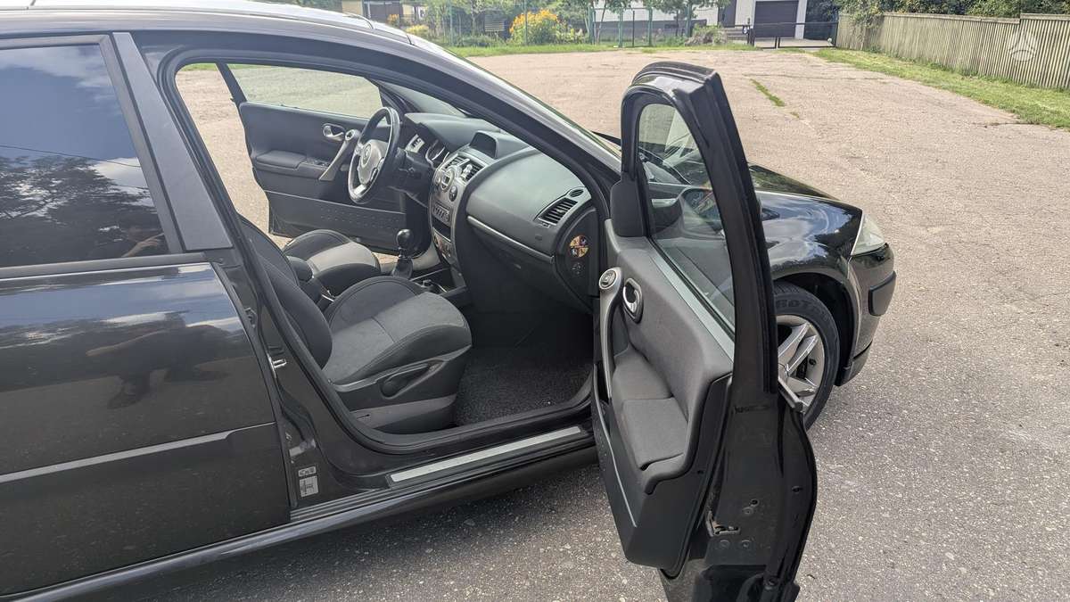 Renault Megane, 2.0 l., Хэтчбек