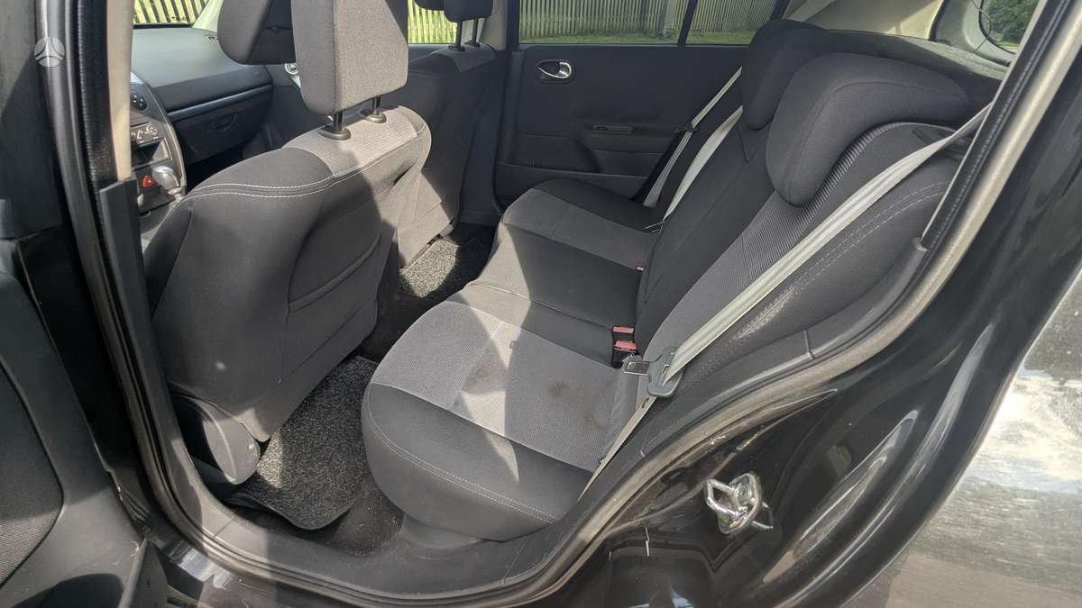 Renault Megane, 2.0 l., Хэтчбек