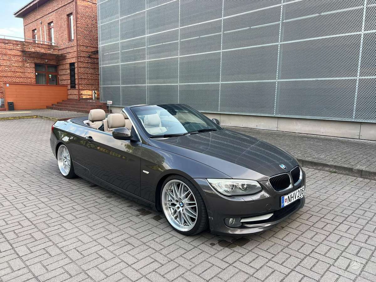 BMW 320, Кабриолет