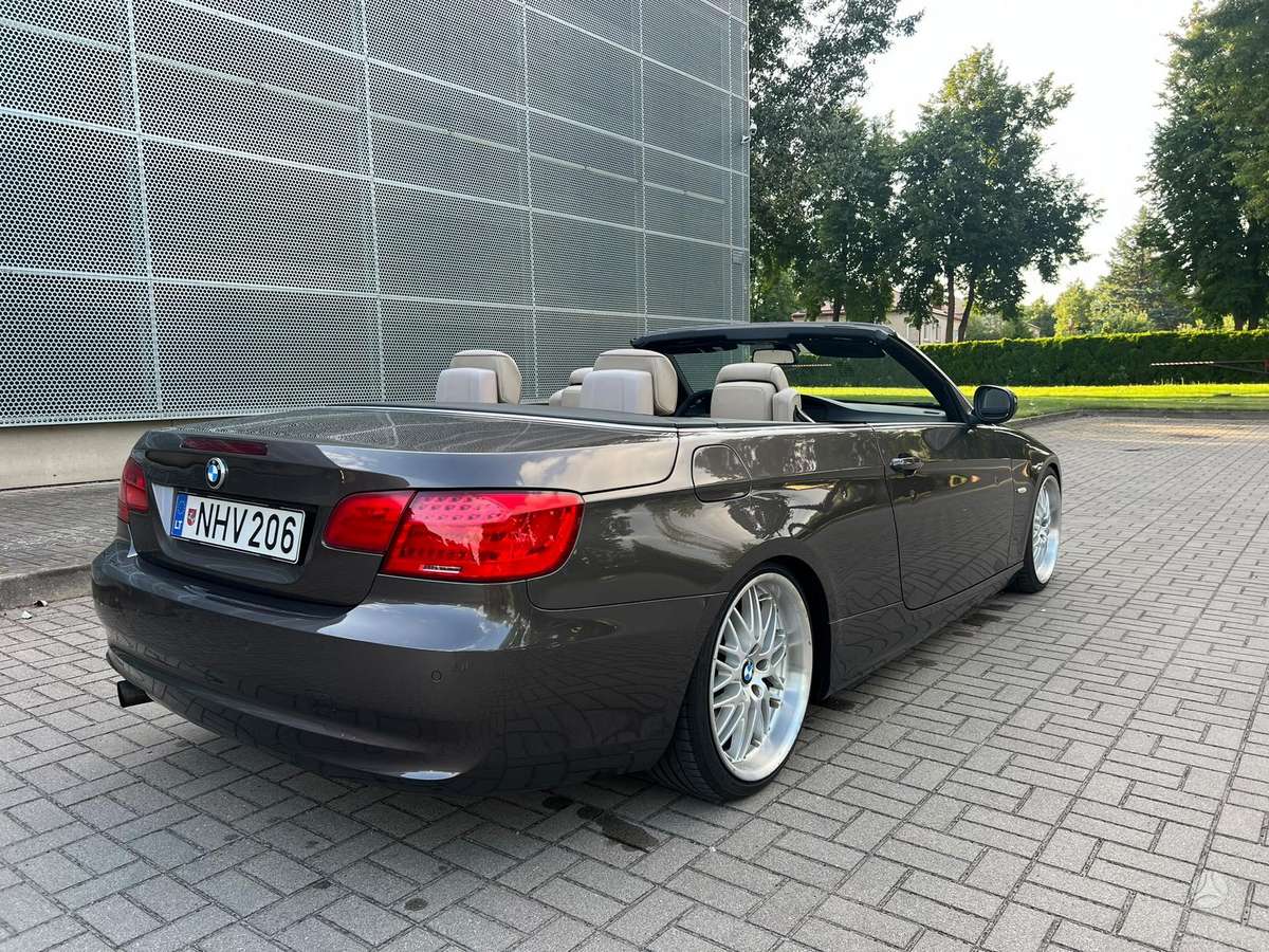 BMW 320, convertible