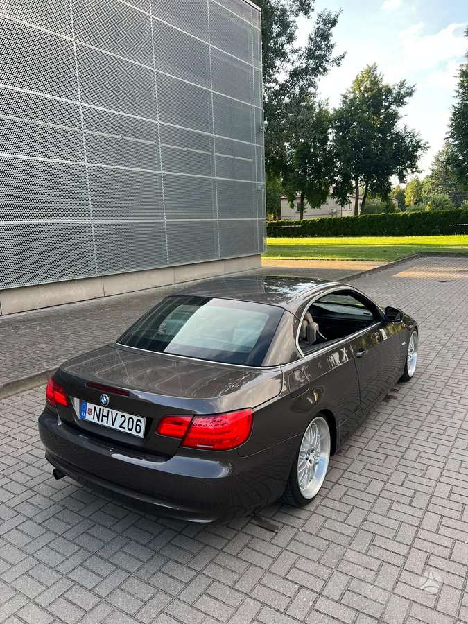 BMW 320, convertible