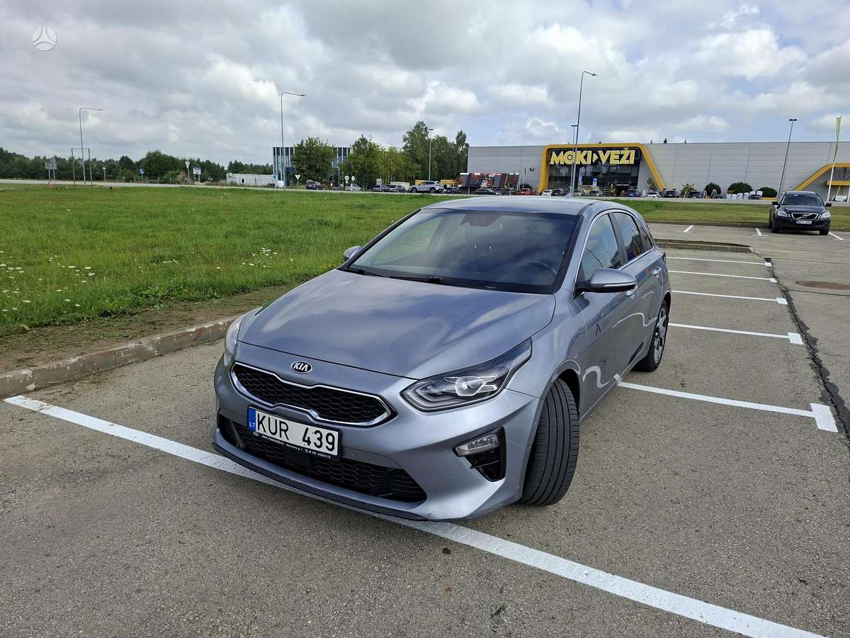 Kia Ceed, 1.6 l., Хэтчбек