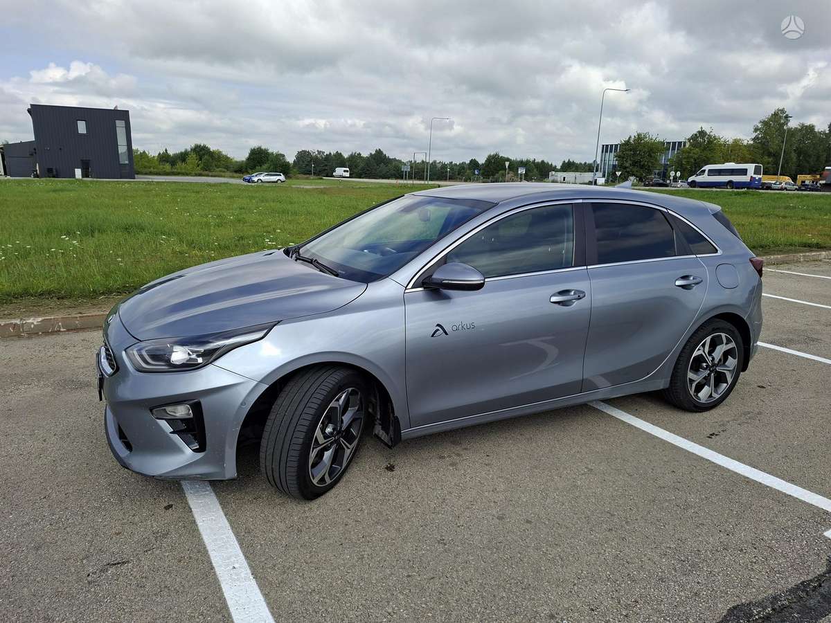 Kia Ceed, 1.6 l., Хэтчбек