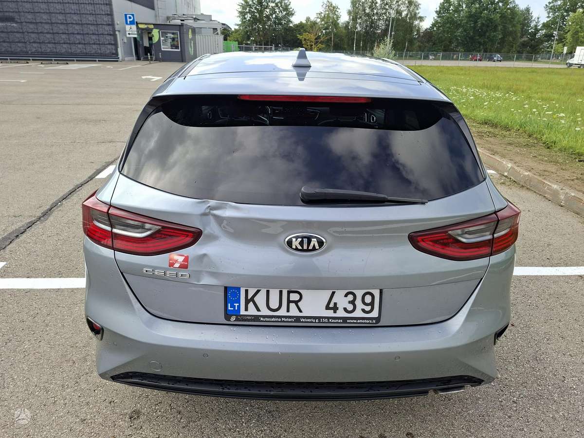 Kia Ceed, 1.6 l., Хэтчбек