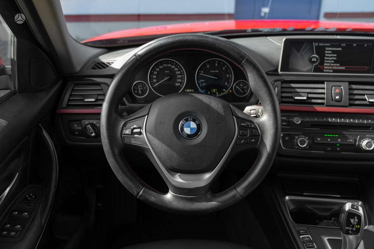 BMW 320, 2.0 l., Седан