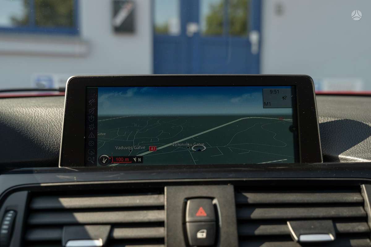 BMW 320, 2.0 l., Седан