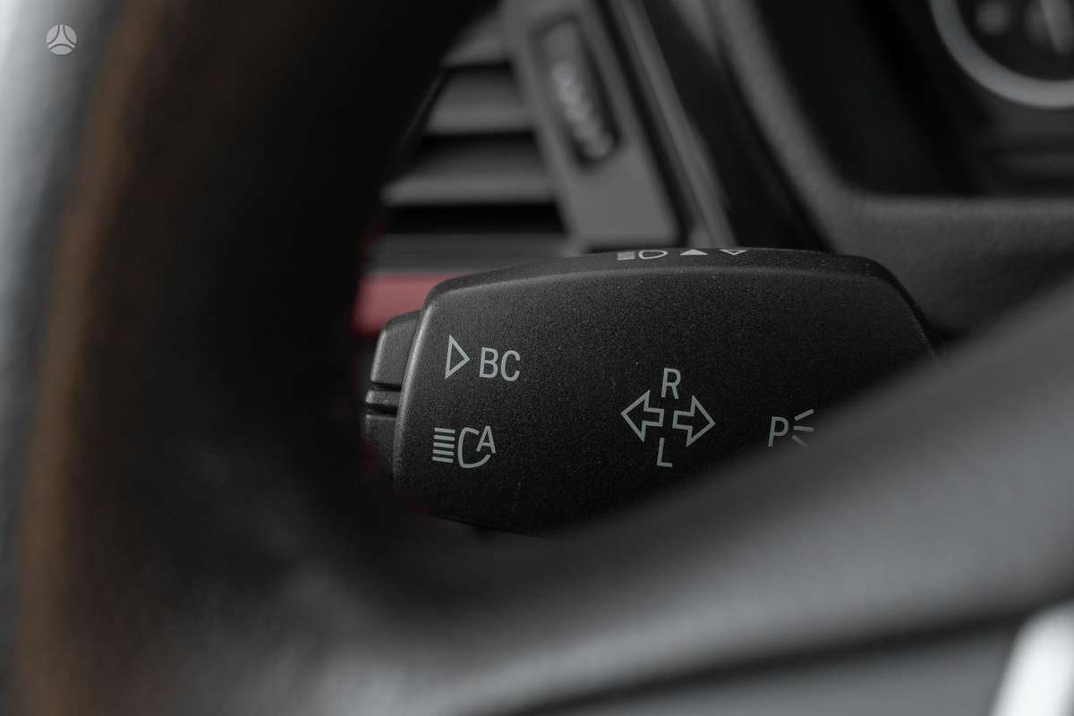 BMW 320, 2.0 l., sedanas