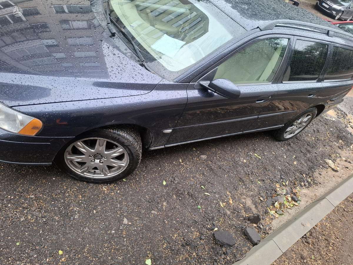 Volvo V70, 2.4 l., Универсал