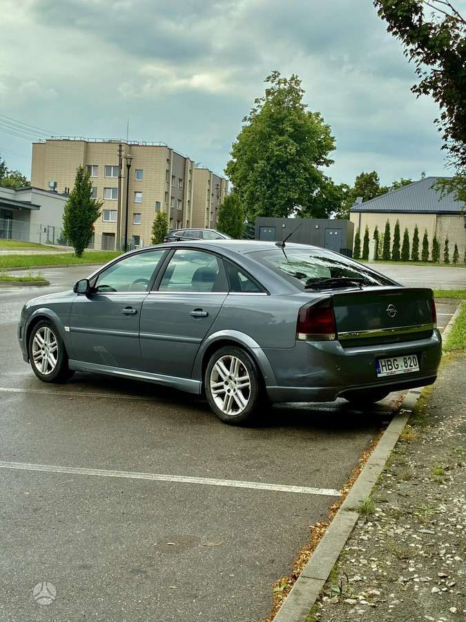 Opel Vectra, 2.2 l., hatchback