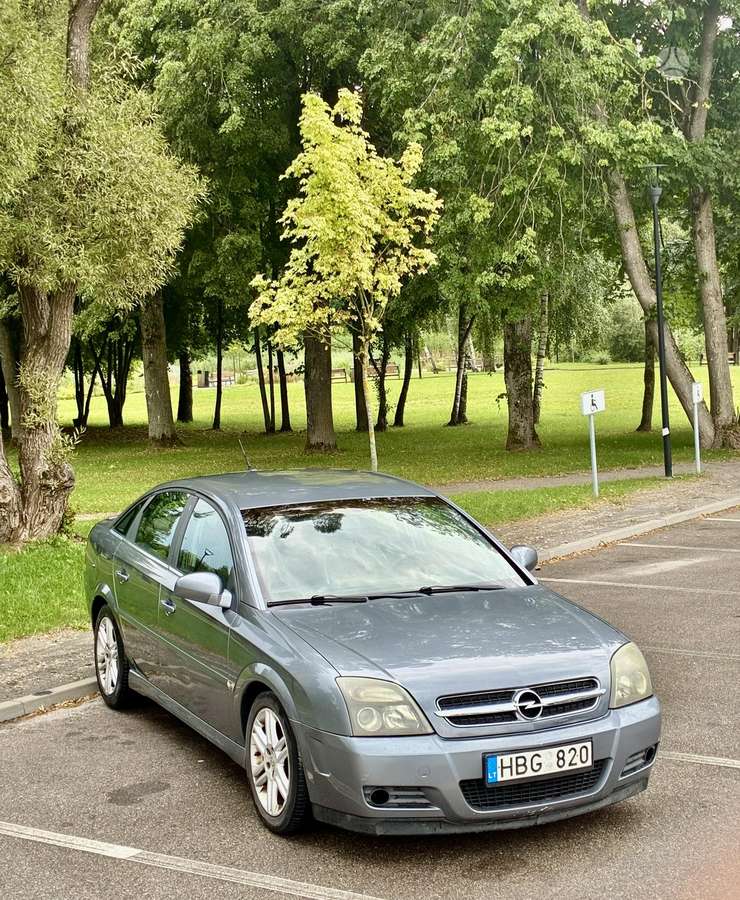 Opel Vectra, 2.2 l., hatchback