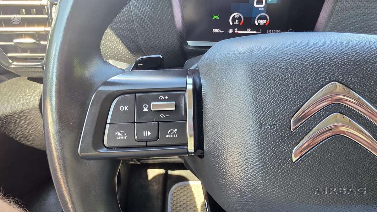 Citroen C4, 1.5 l., hatchback