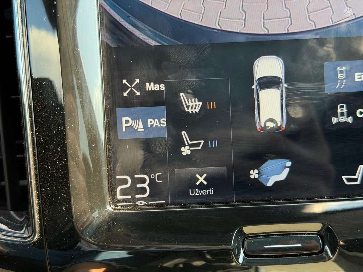 Volvo XC60 - 11