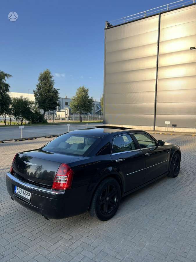 Chrysler 300C, 3.0 l., Седан