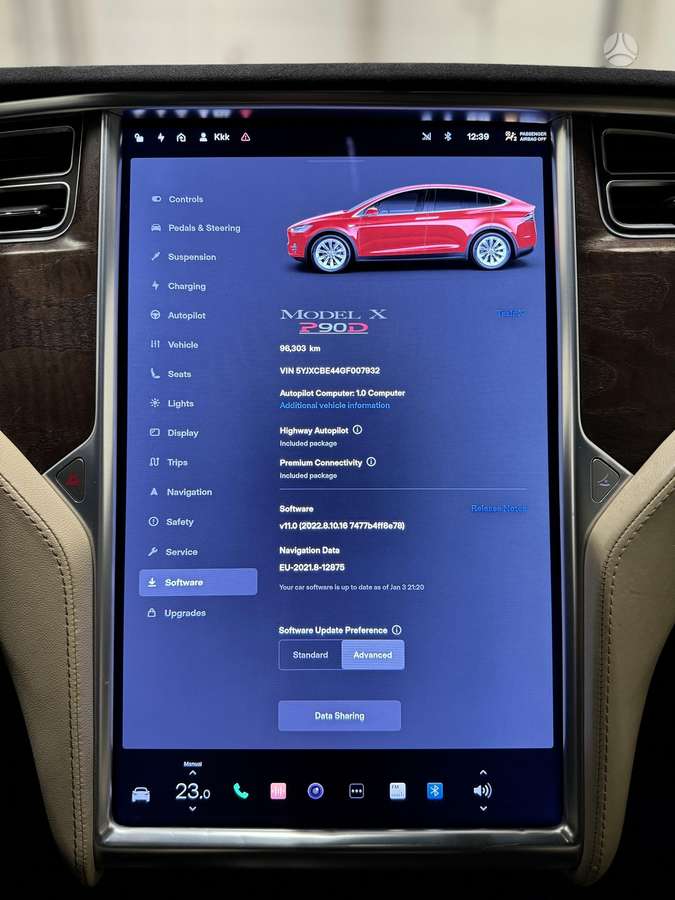 Tesla Model X, 90 kWh, off-road / crossover