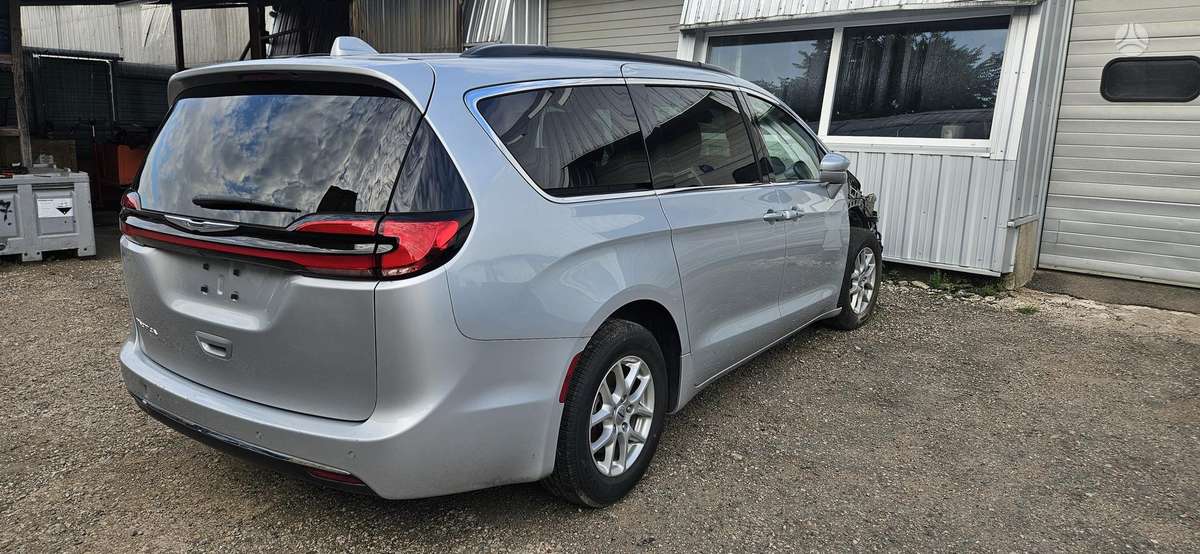 Chrysler Pacifica