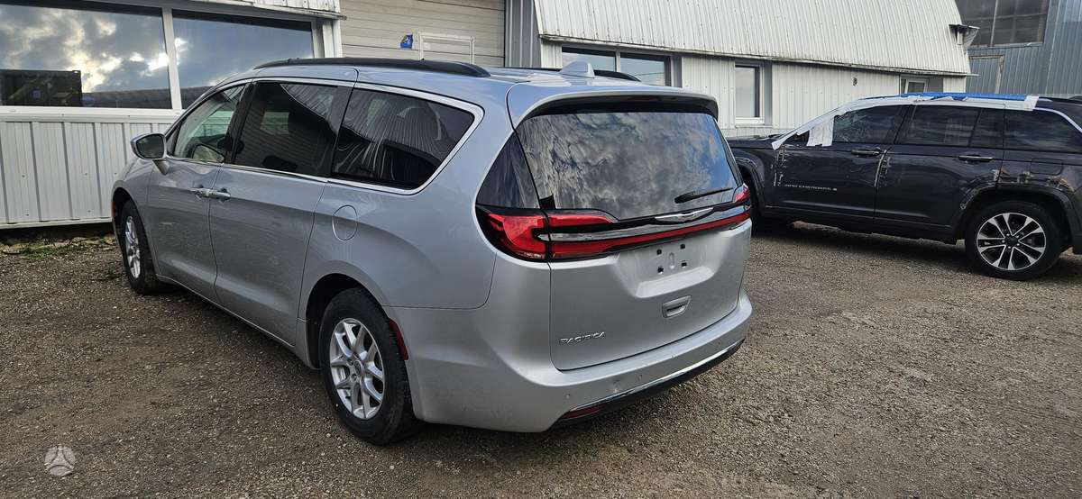 Chrysler Pacifica