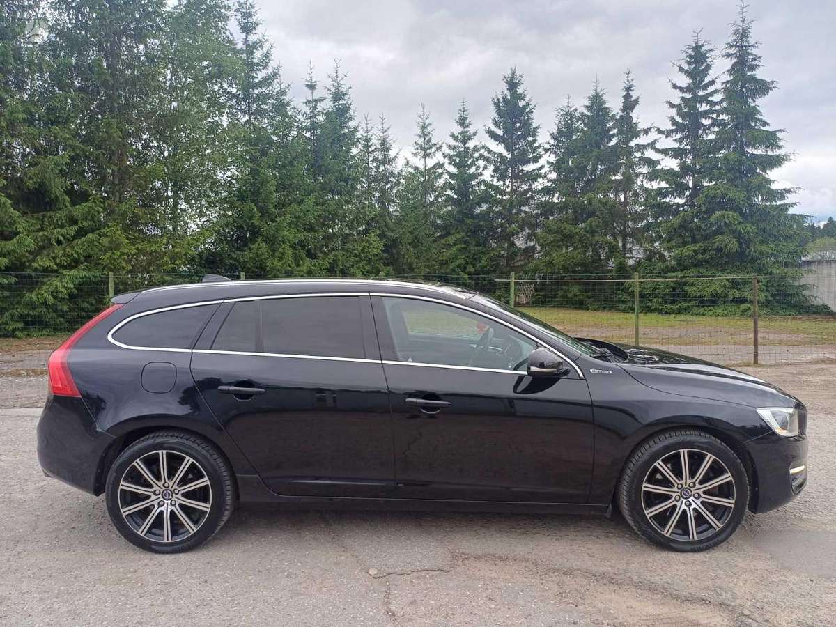 Volvo V60, 2.4 l., Универсал