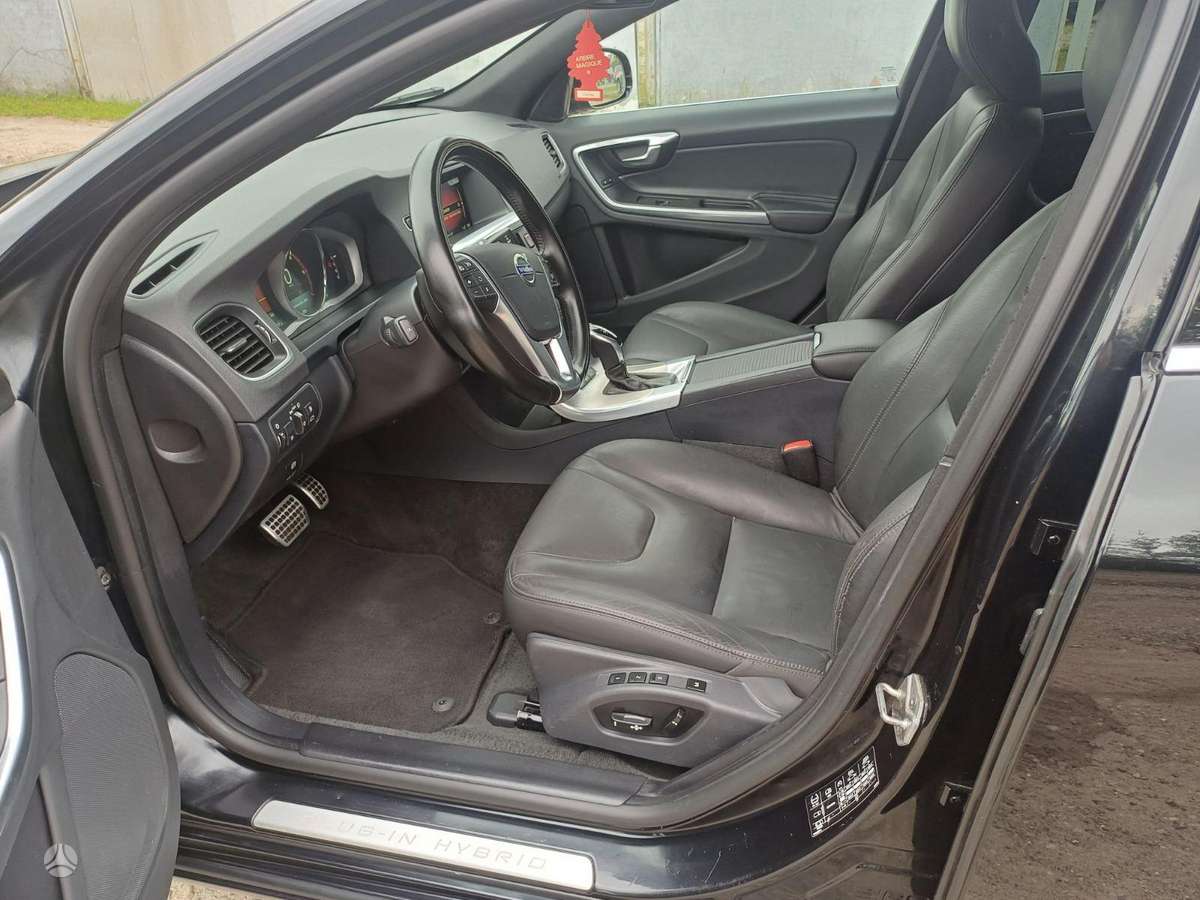 Volvo V60, 2.4 l., Универсал