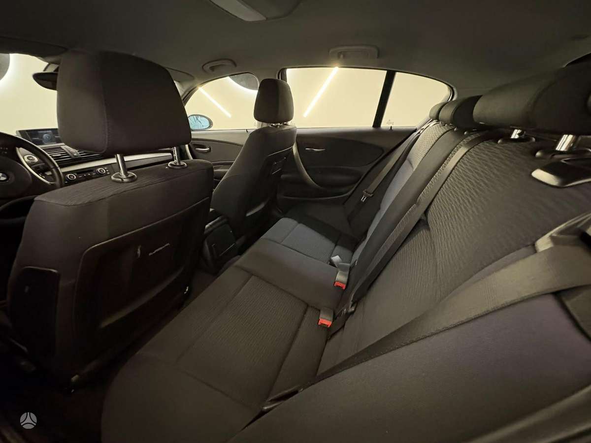 BMW 120, 2.0 l., Хэтчбек