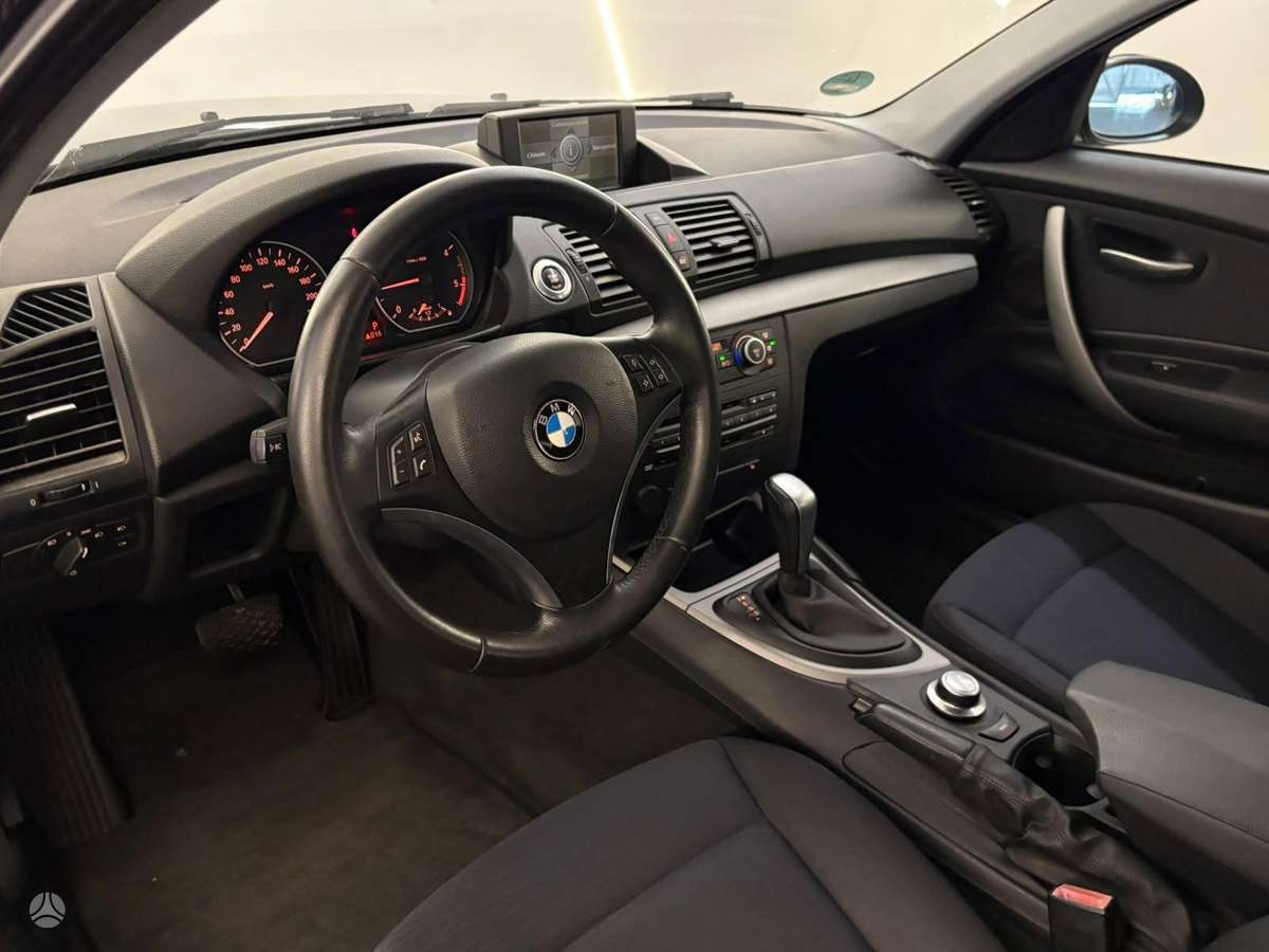BMW 120, 2.0 l., Хэтчбек