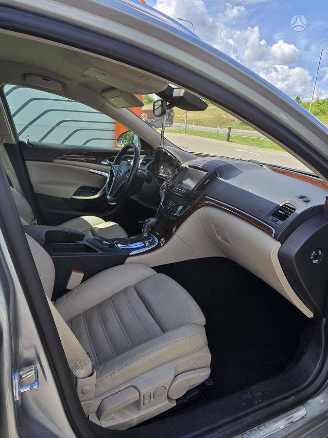 Opel Insignia, 2.0 l., Универсал