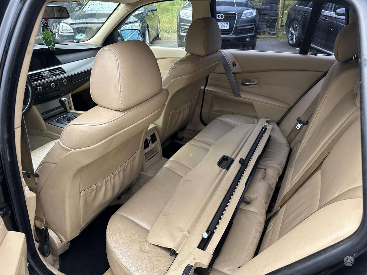 BMW 525, 2.5 l., Универсал
