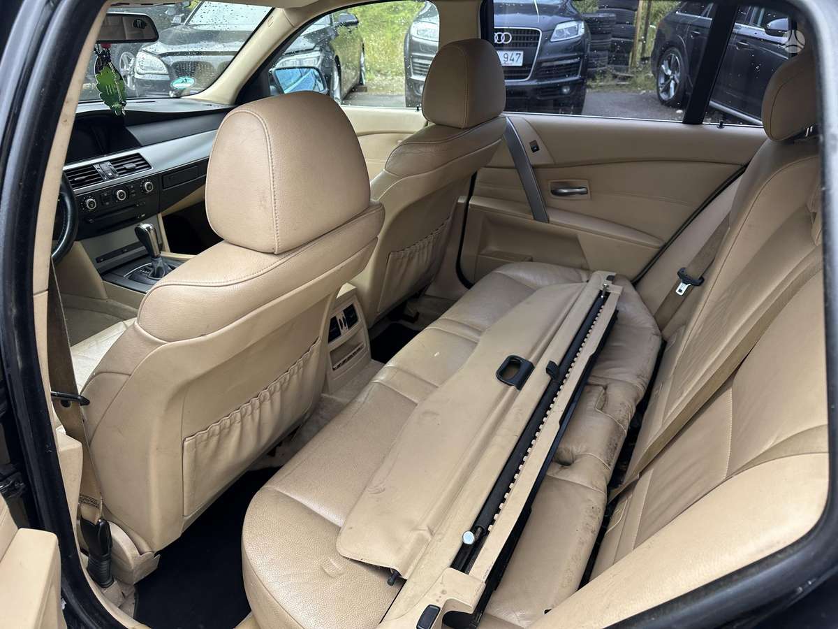 BMW 525, 2.5 l., wagon