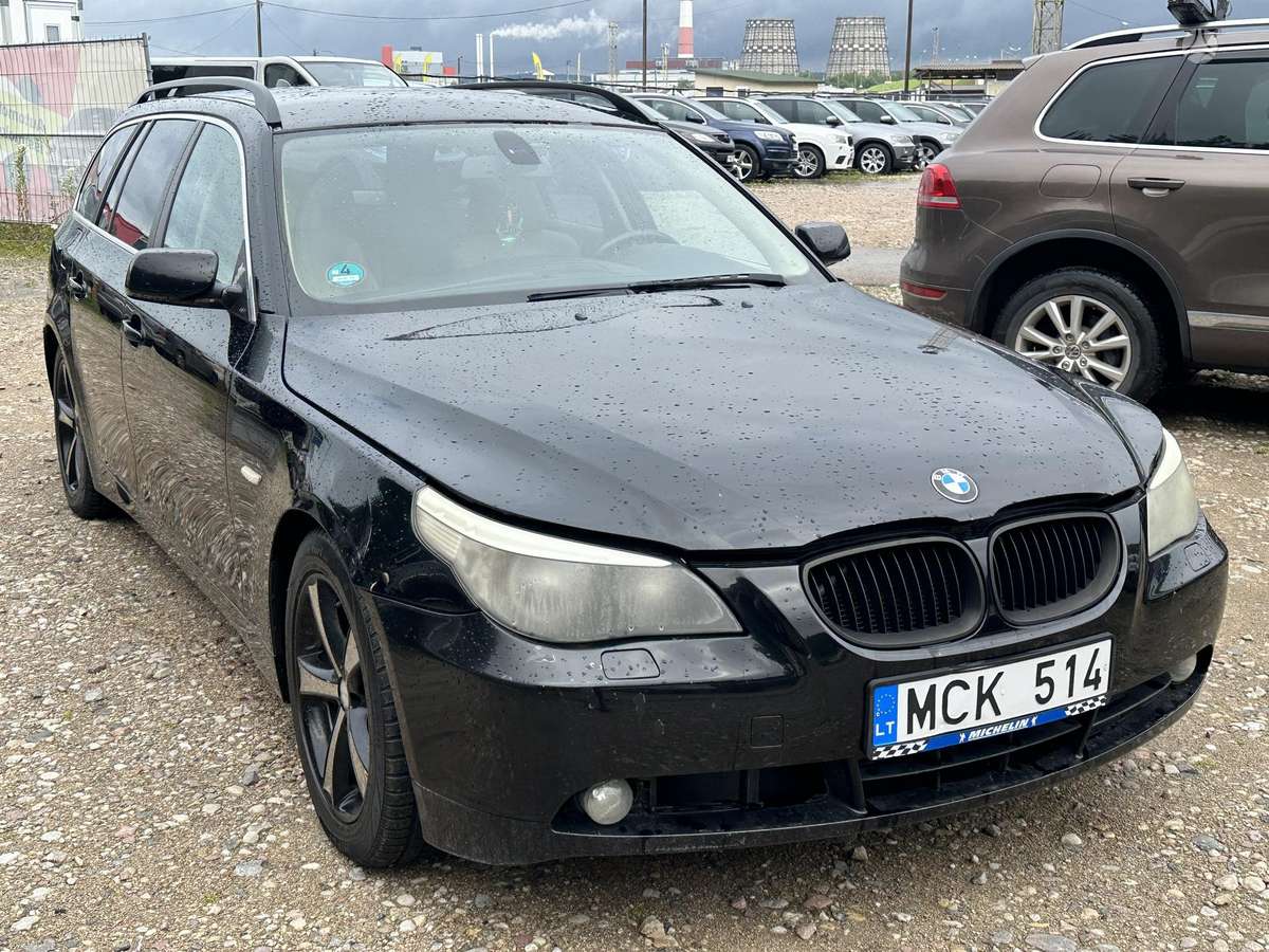 BMW 525, 2.5 l., wagon