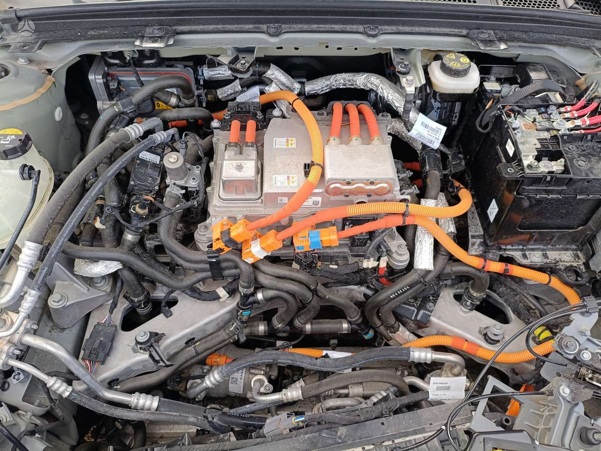Polestar 2, 64 kWh, hatchback