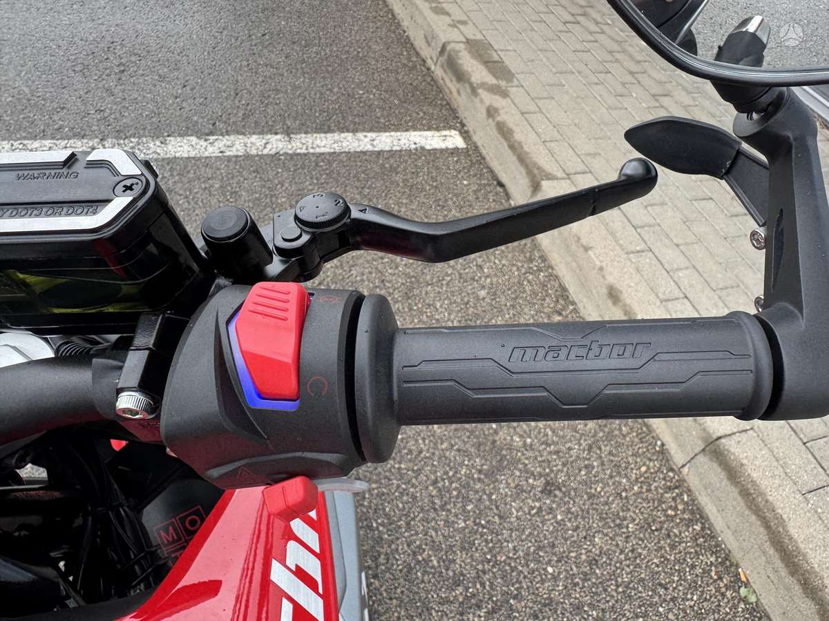 Macbor Shifter 125 EVO 125cc, street / classic