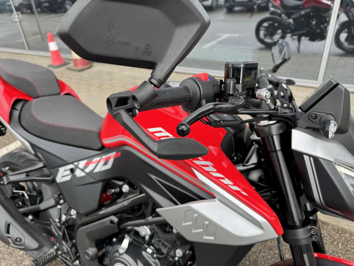 Macbor Shifter 125 EVO 125cc, street / classic