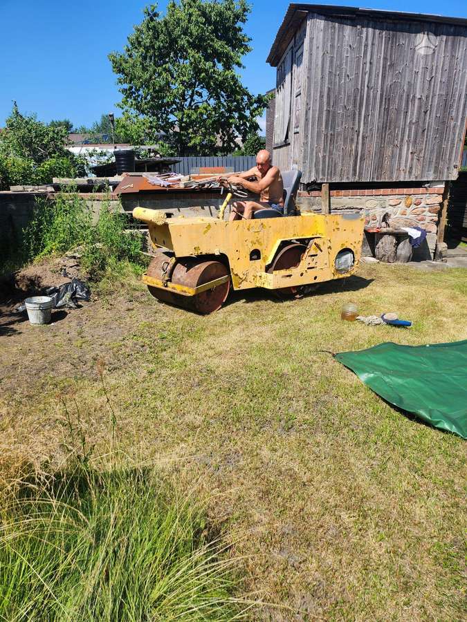 -Kita- Volas, vibrator / compactor