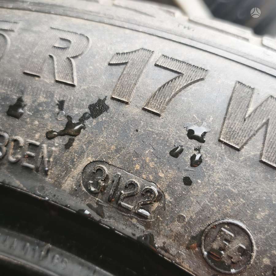 Tyfoon Successor, summer 215/55 R17