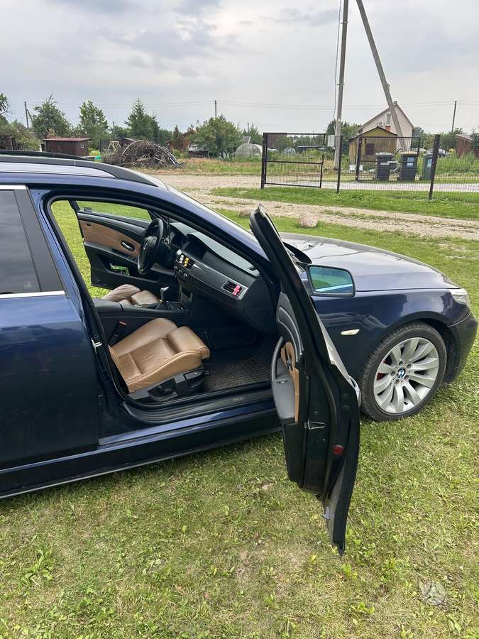 BMW 520, 2.0 l., wagon