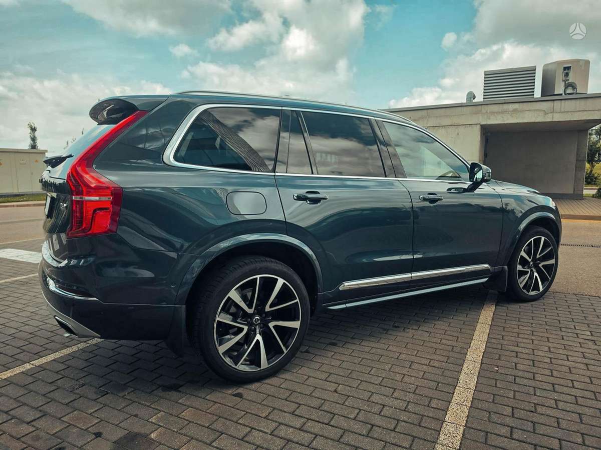 Volvo XC90 - 5