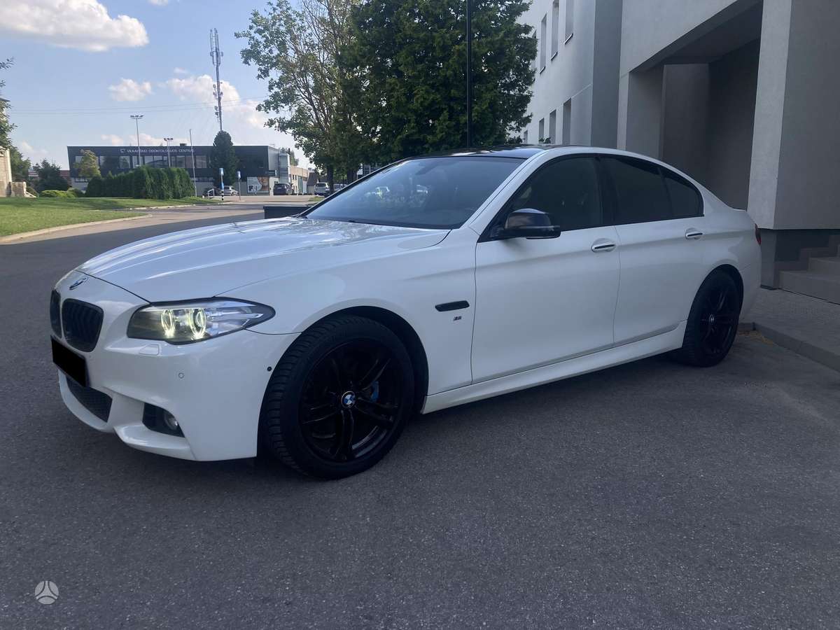 BMW 528, 2.0 l., Седан