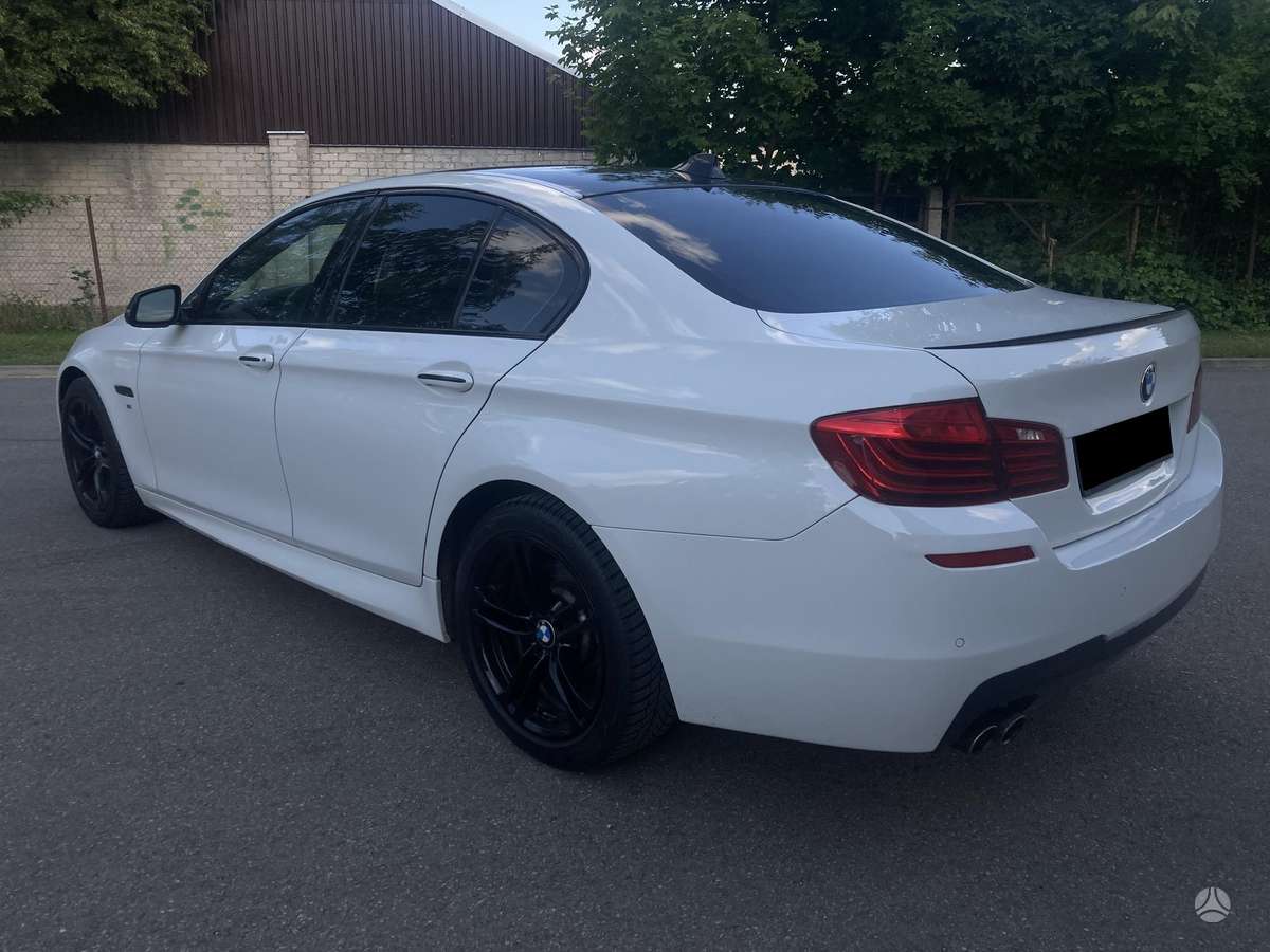 BMW 528, 2.0 l., Седан